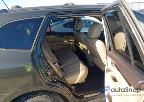 2010 Hyundai Santa Fe Limited V6 from USA, damaged, VIN 5NMSK4AG5AH336069